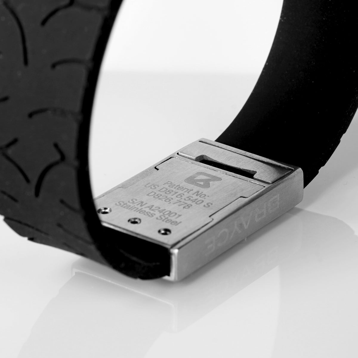 BRAYCE Motorbike bracelet detail 01