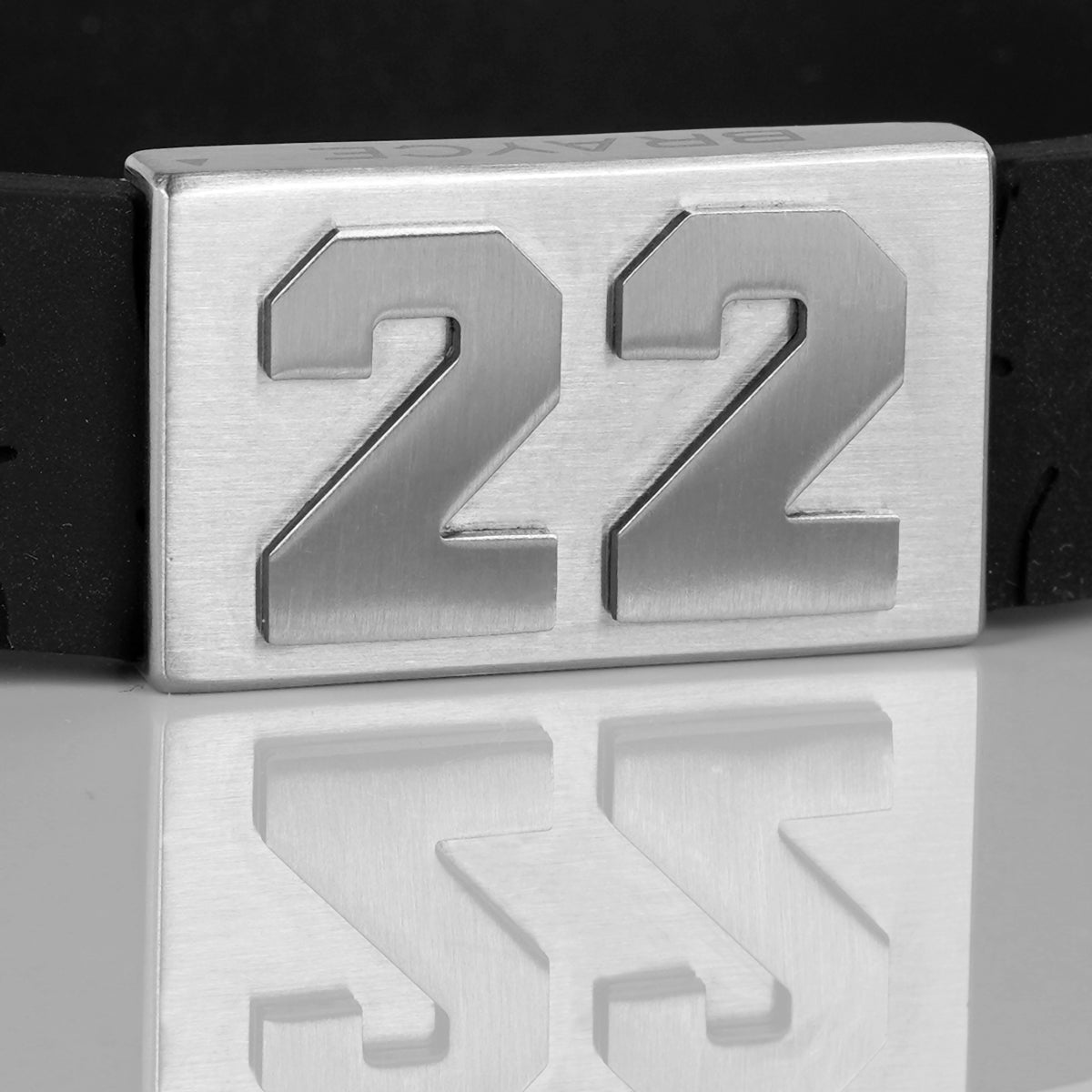 BRAYCE Motorbike bracelet detail 01