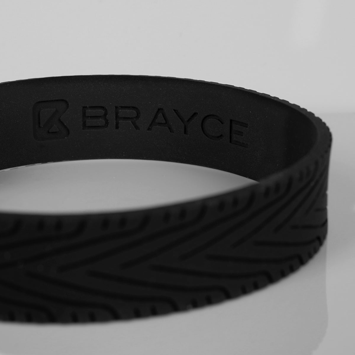BRAYCE Racing bracelet detail 05